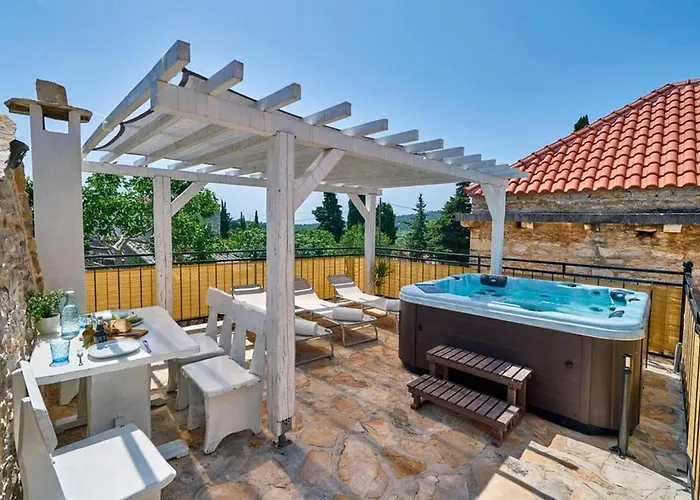 Two Bedroom Srednje Selo na Šolti